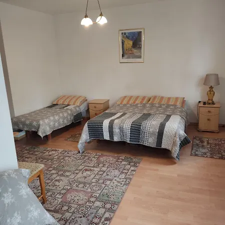 Ubytování v soukromí Aida *